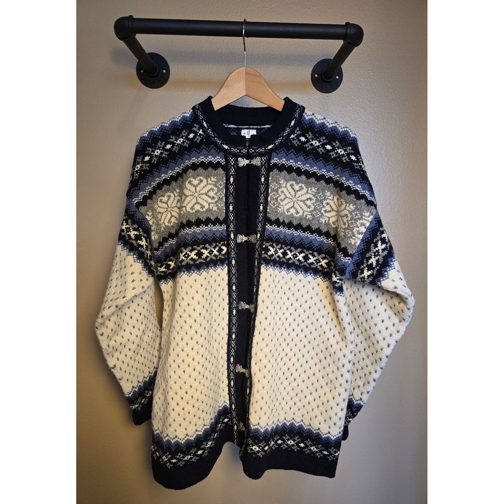 Norwegian /  Scandinavian / Fair Isle geometric Print‎ 100% Wool Cardigan Size L